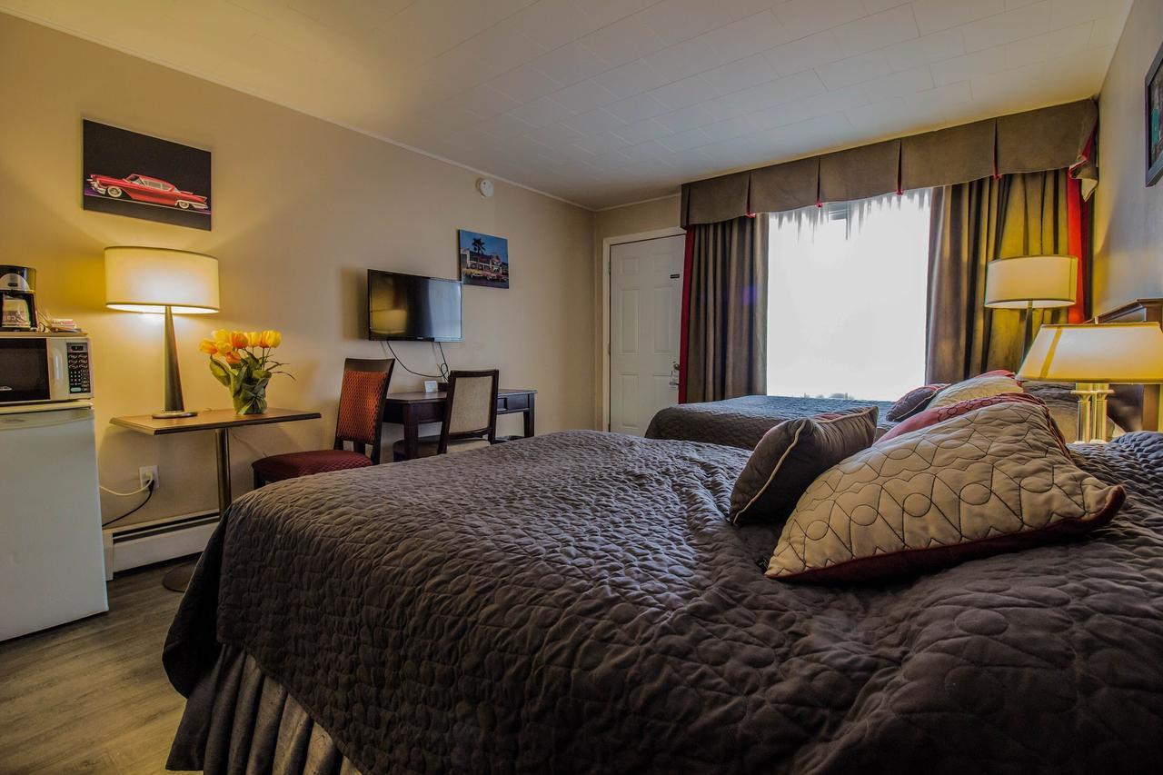 The White Horse Motel Cornwall Экстерьер фото