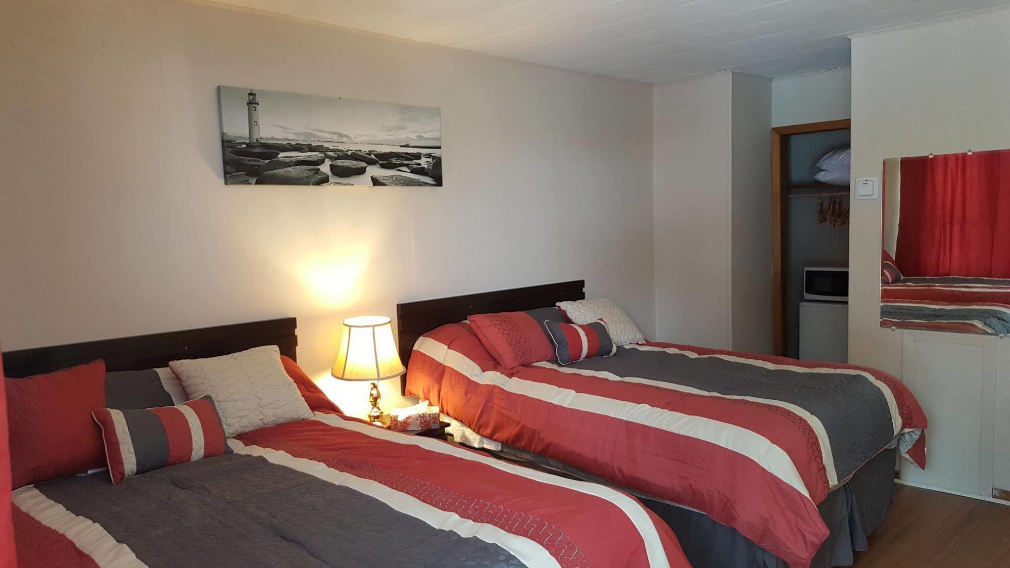 The White Horse Motel Cornwall Экстерьер фото